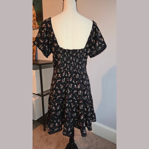 American Eagle Floral Square Neck Prairie Peasant Summer Dress - Picture 2 of 6